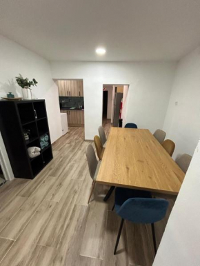 Apartamento recien reformado con 5 habitaciones y 3 baños